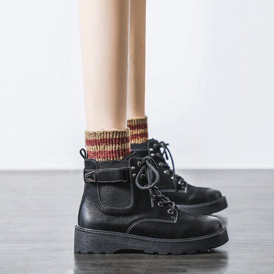 Öko bőrből készült női csizma durva talppal - többféle modell