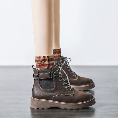 Öko bőrből készült női csizma durva talppal - többféle modell