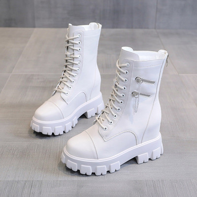 Jelenlegi női bőrcsizma cipzárral, magas talppal