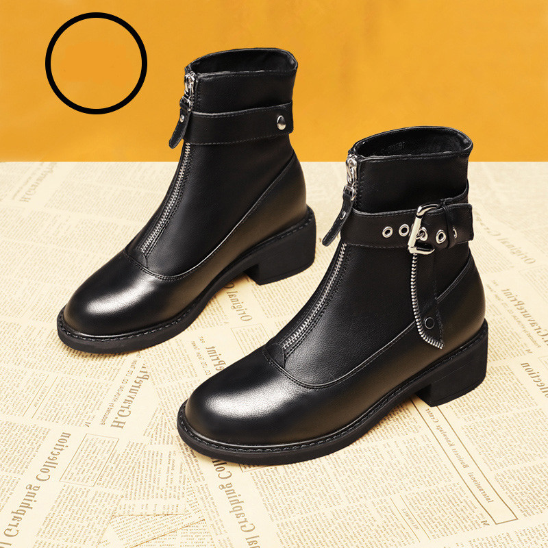 Öko bőrből készült női csizma fém elemekkel fekete színben - többféle modell