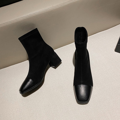 Jauns sieviešu zābaku modelis ar kvadrātveida papēdi - vairāki modeļi