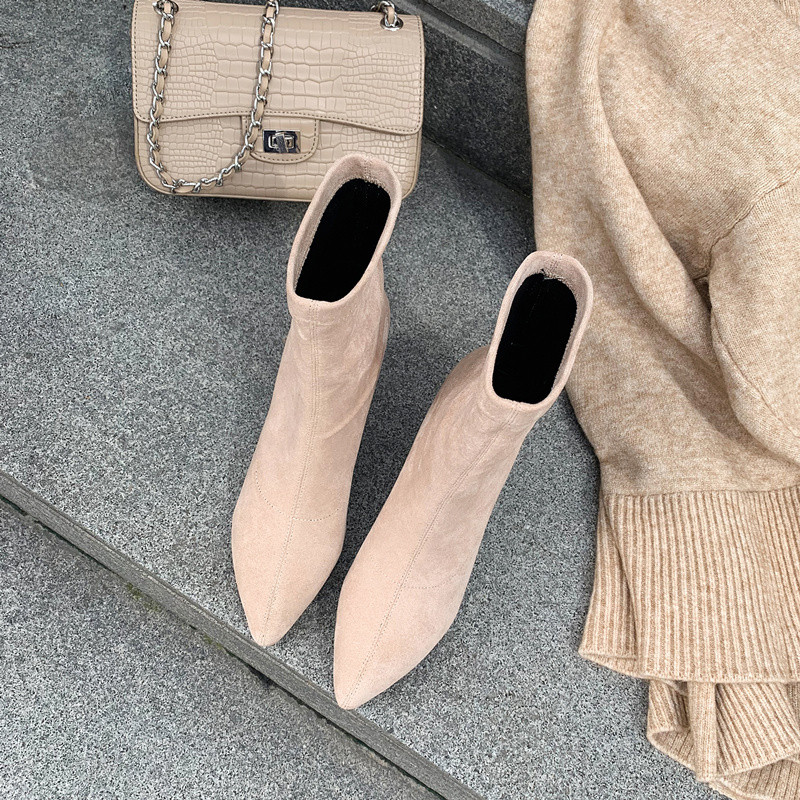 Sügisene naiste saapad ökoseemisnahast teravatipuline mudel ja kontsaga 7 cm - kaks mudelit