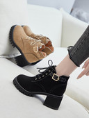 Madala paksu kontsaga sügis-talvised saapad ökoseemisnahast