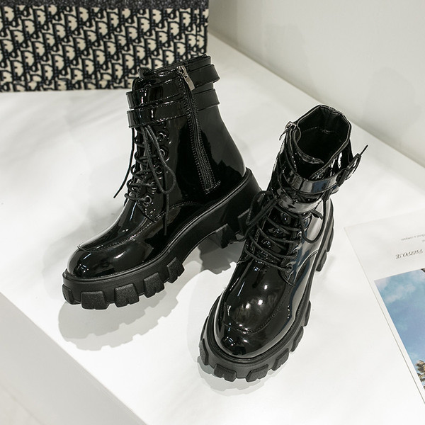 Alkalmi női kubai béléssel vagy anélkül - fekete színben