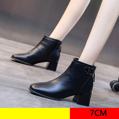 Női csizma szögletes sarokkal - műbőr többféle modell