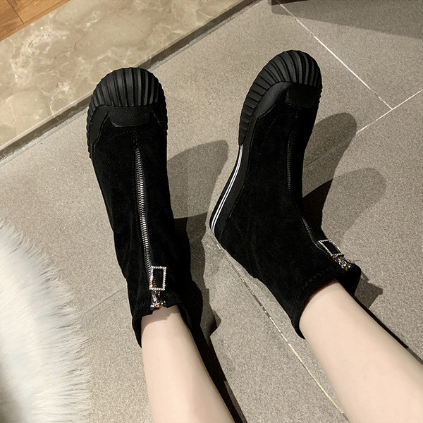 Sieviešu zābaki no eko zamšādas ar plakanu zoli un rāvējslēdzēju