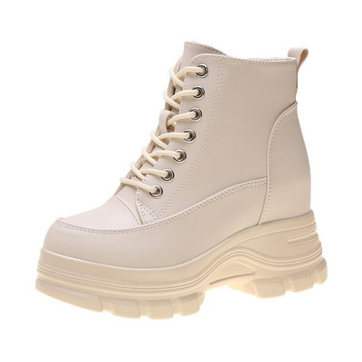 Alkalmi női csizma műbőrből, fűzős, magas talpú