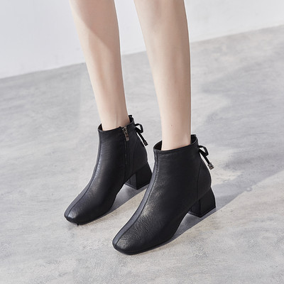 Sieviešu zābaki no eko ādas ar 4 cm biezu papēdi un rāvējslēdzēju - vairāki modeļi