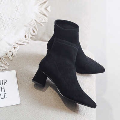 Modern velúr csizma hegyes modell 5 cm vagy 7 cm sarokkal