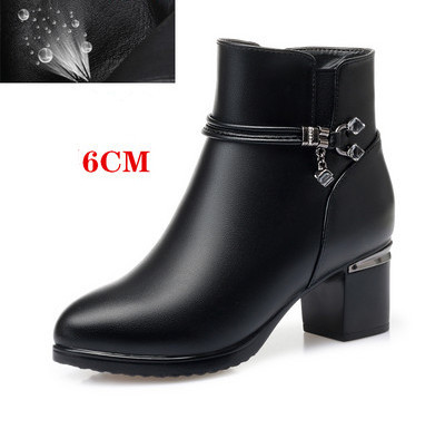 Modern női csizma - eko bőrből, vastag sarokkal