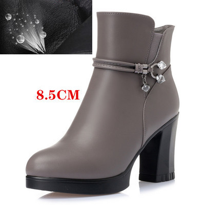 Modern női csizma - eko bőrből, vastag sarokkal