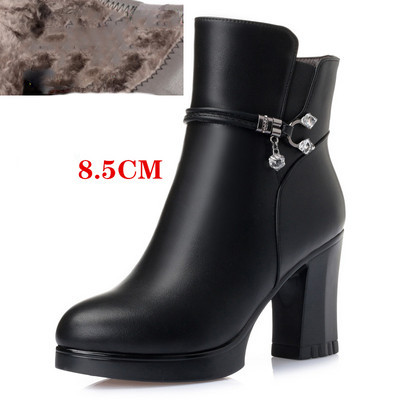 Modern női csizma - eko bőrből, vastag sarokkal