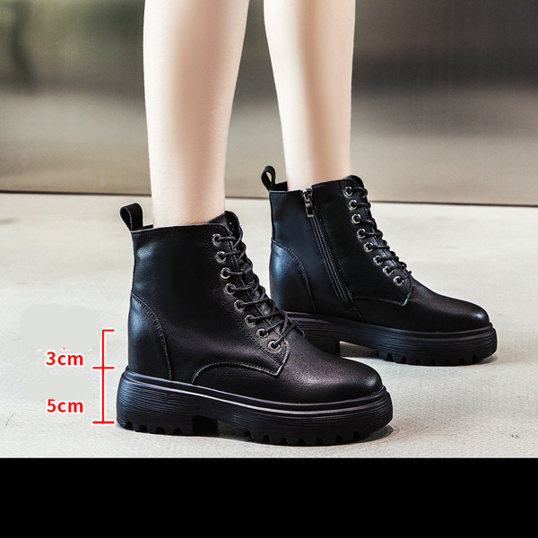 Alkalmi női csizma fekete színben - öko bőr