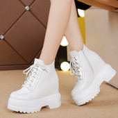 Casual γυναικείες μπότες με φερμουάρ και ψηλή σόλα