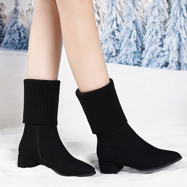 Mustad naiste tekstiilist saapad 3,5 cm kontsaga - terava otsaga mudel