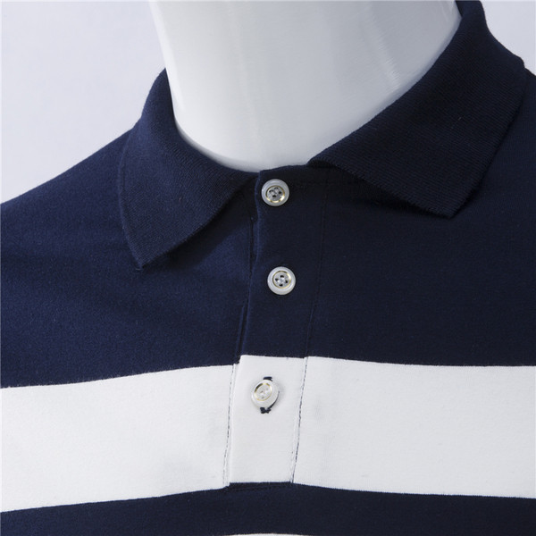 Vīriešu ikdienišķa svītraina blūze ar īsām piedurknēm piegulošs modelis