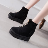 Öko-seemisnahast ja ökonahast moodsad naiste saapad platvormiga 13 cm