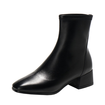 Κομψές γυναικείες μπότες με τακούνι πάχους 4,5 cm - δύο μοντέλα