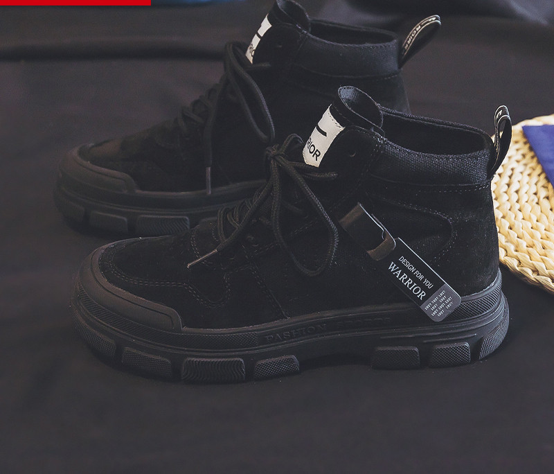 Női sport- és alkalmi tornacipő öko velúrból, durva talppal