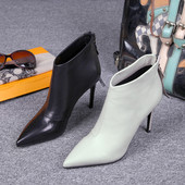 Stiilsed naiste ökonahast saapad õhukese 9 cm kontsaga - terava otsaga mudel