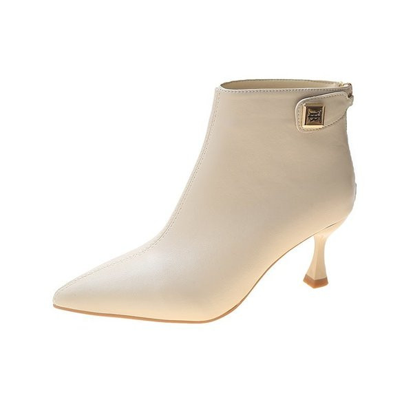 Moodsad naiste teravatipulised õhukeste kontsadega saapad - kaks mudelit