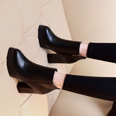 Moodsad paksude kontsadega naiste saapad – kunstnahk