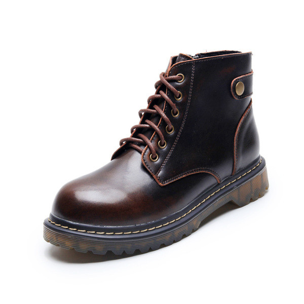 Ikdienas sieviešu ādas zābaki ar šņorēm un plakanu zoli