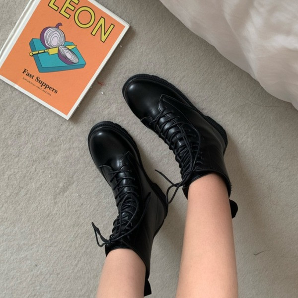 Naiste ökonahast mustad talvesaapad