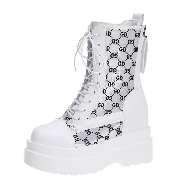 Ženske čizme sa visokim đonom u dva modela