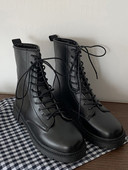 Ādas sieviešu ziemas zābaki ar plakanu zoli