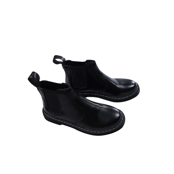 Naiste saapad 3 cm tallaga - musta värvi