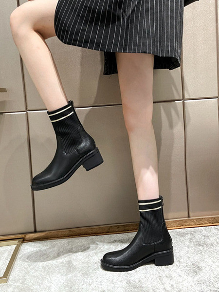 Sieviešu ikdienas zābaki ar eko ādas rāvējslēdzēju - trīs modeļi