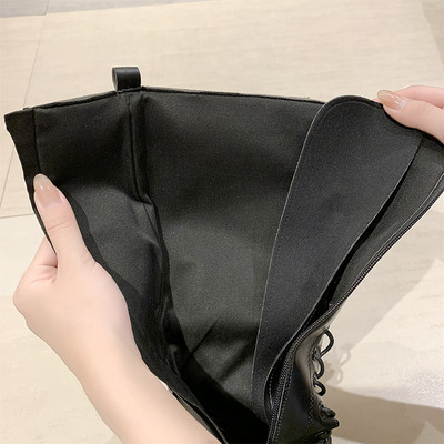 Nahast naiste saapad voodriga või ilma