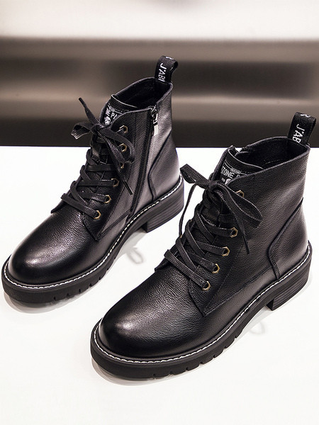 Női csizma műbőr fűzővel, meleg béléssel vagy anélkül