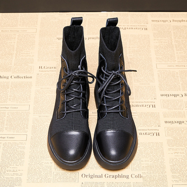 Sieviešu ikdienas zābaki melnā krāsā ar mežģīnēm un plakanu zoli