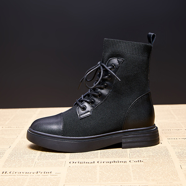 Sieviešu ikdienas zābaki melnā krāsā ar mežģīnēm un plakanu zoli