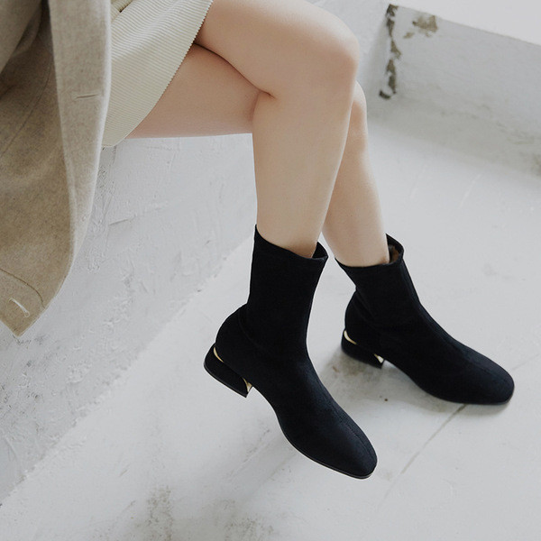 Női alkalmi csizma öko velúrból - meleg béléssel vagy anélkül