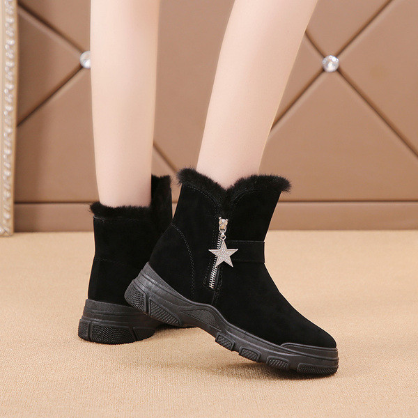 Pehme voodri ja tasase tallaga vabaaja naiste saapad