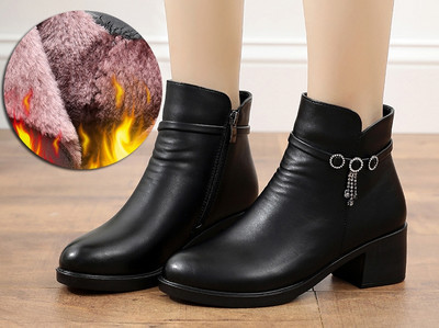 Női alkalmi csizma fém elemmel és cipzárral - meleg béléssel vagy anélkül