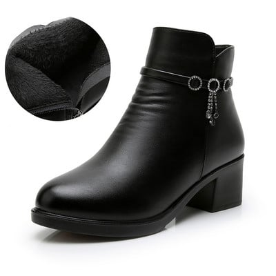 Női alkalmi csizma fém elemmel és cipzárral - meleg béléssel vagy anélkül