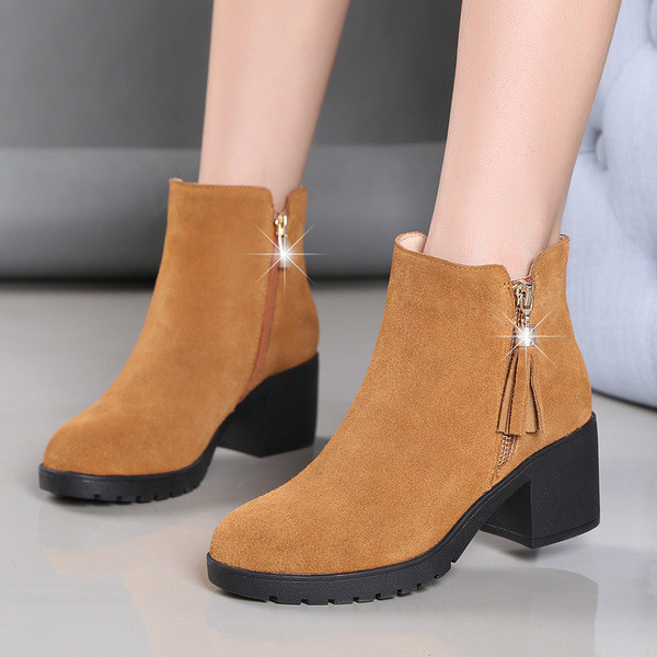 Naiste saapad paksusega 5 cm kontsaga - öko seemisnahk