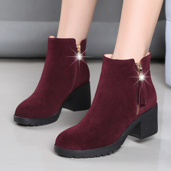 Naiste saapad paksusega 5 cm kontsaga - öko seemisnahk