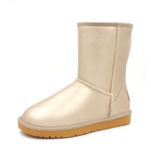 Naiste vabaaja talvesaapad lameda talla ja sooja voodriga mitmes mudelis