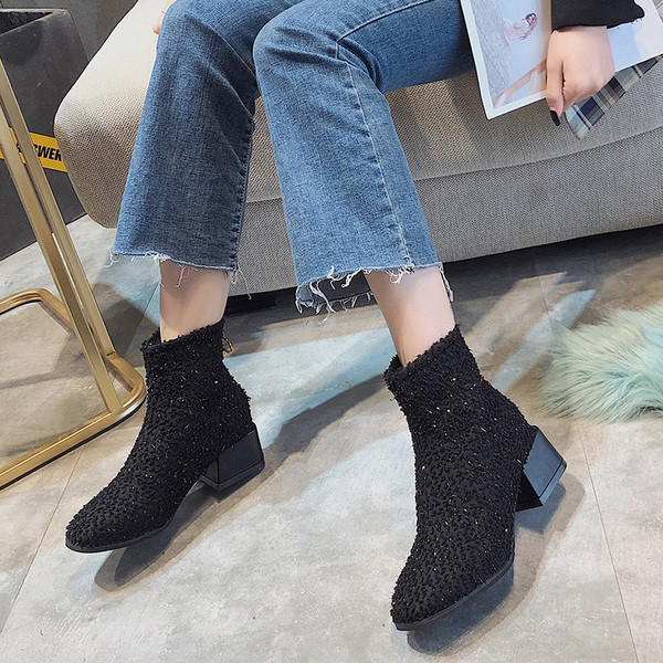 UUS Mudel naiste saapad paksusega 4,5 cm kontsaga - pehme voodriga või ilma