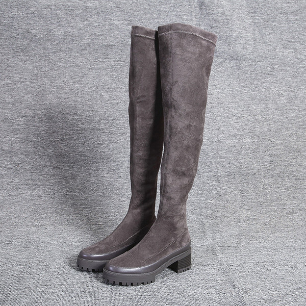 Ökoseemisnahast moodsad põlvekõrgusega saapad naistele