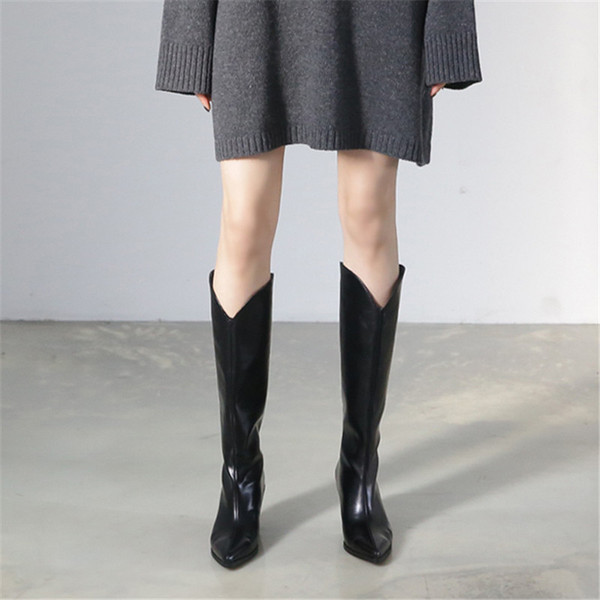 Naiste nahast saapad 6 cm kontsaga - retro stiilis