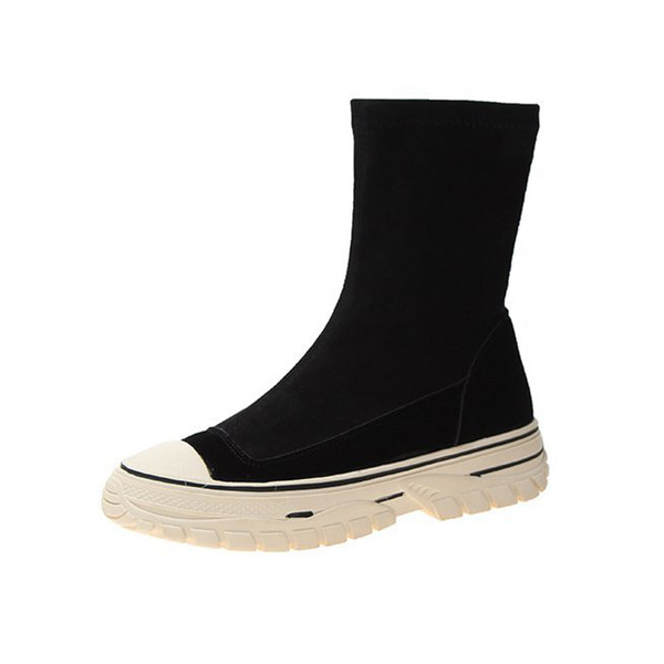 Alkalmi női csizma vagy lapos talpú csizma - két modell