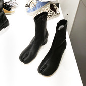 Lameda tallaga vabaajasaapad - sokitüüp