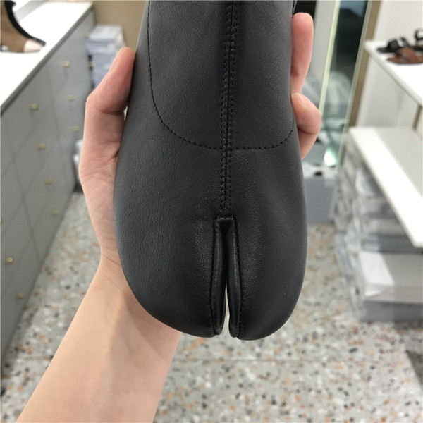 Lameda tallaga vabaajasaapad - sokitüüp