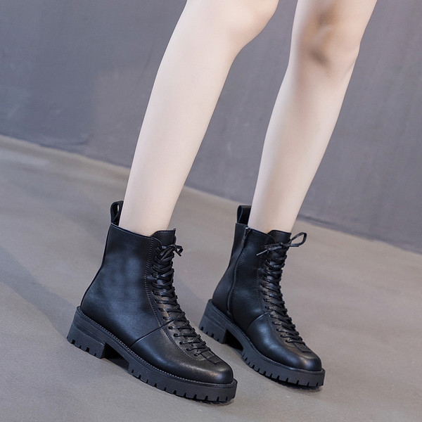 Uus mudel kunstnahast paeltega naiste saapad musta värvi